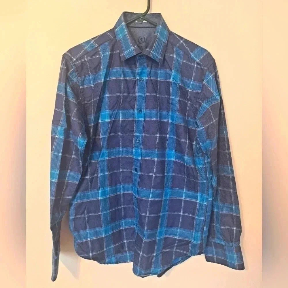 Bugatchi Uomo 100% Cotton Button down Size Medium